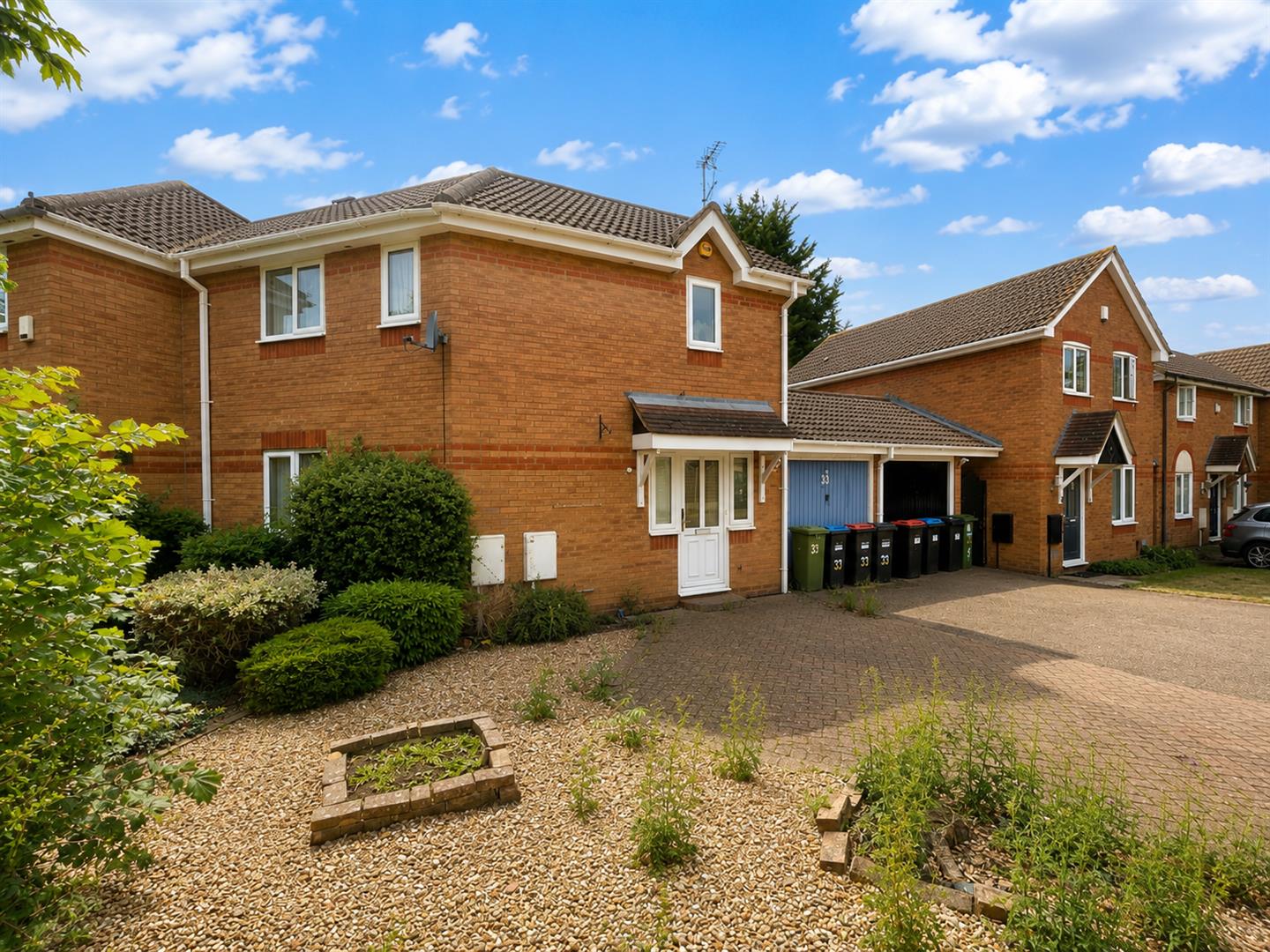 The Oval, Oldbrook, Milton Keynes